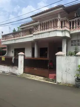 DIJUAL RUMAH 2 LANTAI DEPSOS PESANGGRAHAN BINTARO JAKARTA SELATAN