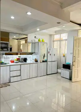 Dijual Cepat Townhouse Pantai Mutiara Residence 123m2, 3 lantai, Bagus