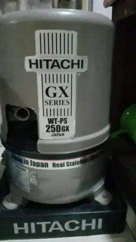 Pompa air Hitachi