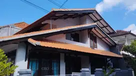 Dijual rumah siap huni di jalan pulau moyo denpasar selatan