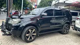 Toyota Fortuner 2010 Diesel