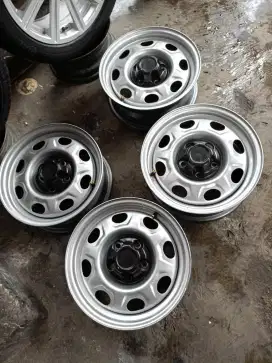 Velg taruna R15 velg kaleng taruna