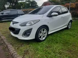 Mazda 2 2011 Bensin