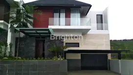Peacock- Rumah premium di kawasan Superblok mewah di kota batu malang