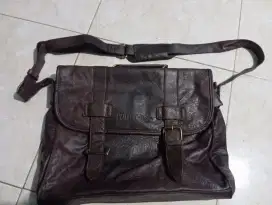 Tas kulit asli merek POLO MEDERN