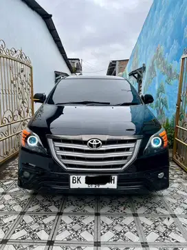 Toyota Innova 2.5G Diesel matic 2012