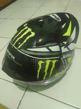 Helm Takira Second