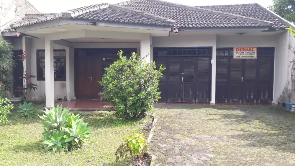 Dijual rumah tinggal daerah tenang dekat ke pintu Tol Buah Batu