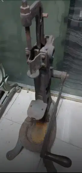 MESIN KUNO JADUL