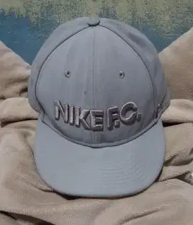 Topi Nike vintage