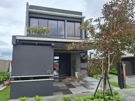 RUMAH MEWAH DAN STRATEGIS DEKAT GADING SERPONG DAN BSD