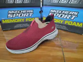 Sepatu sport slipon slop skechers original