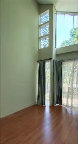 Rumah 2 lantai di bawah Harga Pasar di Pakuwon City