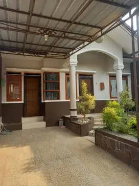 Jual Rumah LUAS dan MURAH di Komplek Setiabudi Setiabudhi Bandung