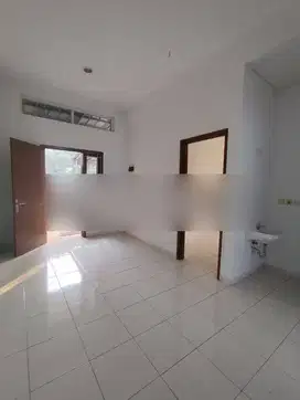 DIJUAL RUMAH 1 LANTAI SUVARNA SUTERA di Cluster Dhana SHM