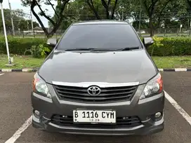 Toyota Innova V 2012 Diesel