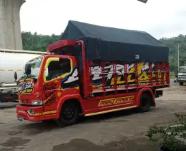 Sewa Truk Pindahan/Logistik Dalam Kota/Antar Provinsi/Antar Pulau Aman