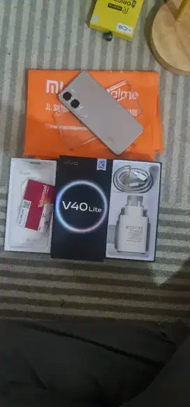 WTS VIVO V40 LITE LIKE NEW 2 BULAN PAKE RAM 8/256