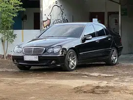 Mercedes-Benz C230 2006 Bensin