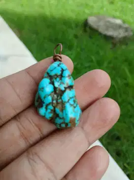 Batu pirus persia liontin jadul kuno sakral ngrikil alami