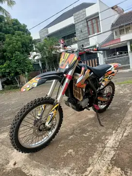 Viar cross x 250 se ss lengkap