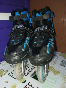 Sepatu roda cougar