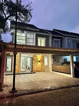 Rumah di Cluster Depan Metland Transyogie Cibubur