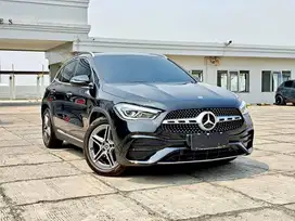 MERCY GLA 200 AMG LINE 1.3 AT MATIC AUTOMATIC 2022 HITAM SIAP PAKAI