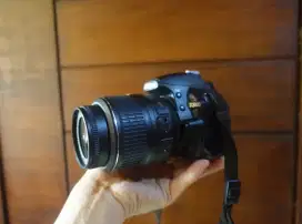 NIKON DSLR 3100