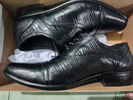 Sepatu Pantofel Pria Kulit Sapi Asli. Brand Marelli Size 40