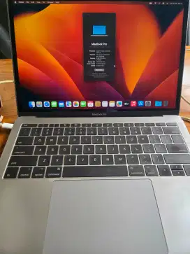 Macbook Pro 13inch ram 8/128 tahun 2018