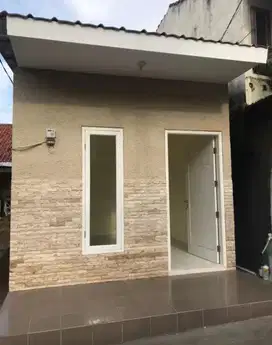 Disewakan rumah ukuran studio