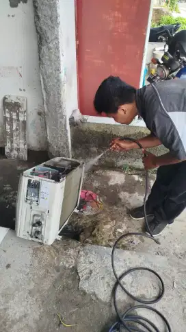 Melayani jasa cuci ac,perbaikan modul & isi freon bergaransi