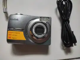 Kamera digital Kodak c813 jual lengkap box