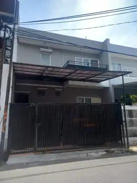 DiJual Rumah Second DiCipete Jaksel