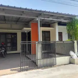 Rumah Siap Huni Lingkungan Komplek dekat Kampus di Cibiru