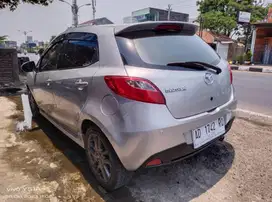 Mazda2 R AT 2014