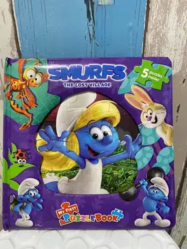 Buku puzzle import smurfs