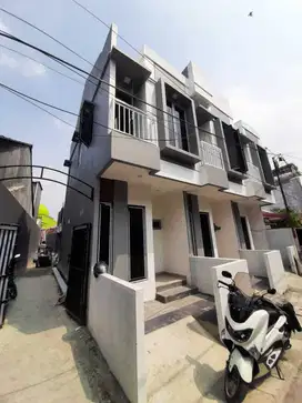 Di Jual Rumah Strategis Lokasi Gg Mandor Jl Lautze