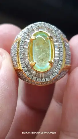 Natural emerald zamrus colombia 2,28crt