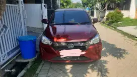 Daihatsu Ayla 1.0 x cvt