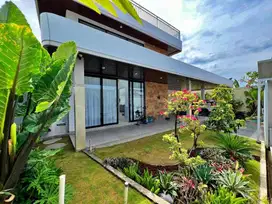 Brand New Villa Mewah Kerobokan