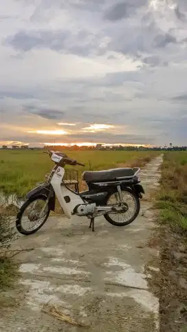 Honda Astrea grand