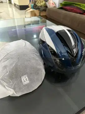 Dijual helm kabuto R1 white