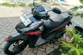 vario 125 led 2015