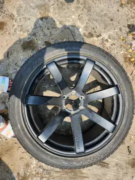 Jual/Tukar Velg r22 265/40 + 5 ban kondisi 85%  ex Fortuner/Pajero