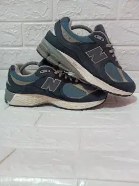 New Balance 2002R Dark Navy size 43 (27,5cm)