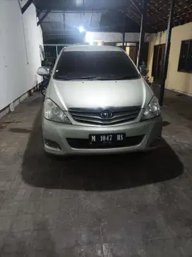 Toyota Kijang Innova 2008 Bensin