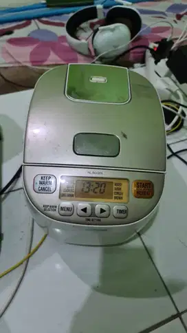 Rice Cooker Zojirushi NLBGQ-05