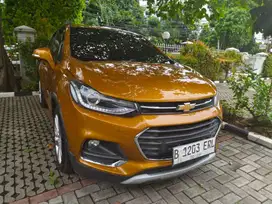 Chevrolet Trax Premiere 2018 Orange – KM 61rb , Pajak Panjang